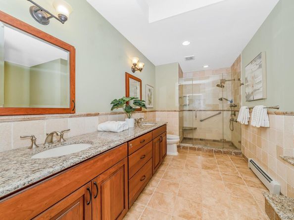 23 Willoughby Path, East Northport NY 11731