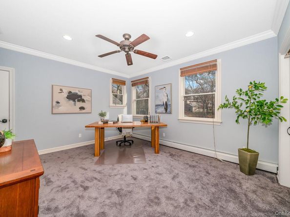 23 Willoughby Path, East Northport NY 11731