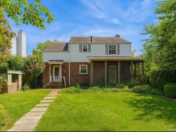 162-49 13th Avenue, Beechhurst NY 11357