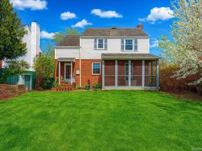 162-49 13th Avenue, Beechhurst NY 11357