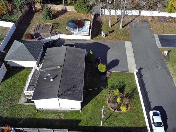 146 Webster Avenue, Lake Ronkonkoma NY 11779