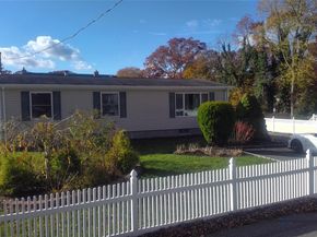 146 Webster Avenue, Lake Ronkonkoma NY 11779