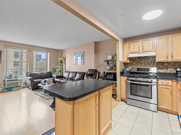 3044 3rd Avenue 6D, Bronx NY 10451