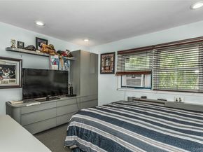 29 Elmwood Court, Plainview NY 11803