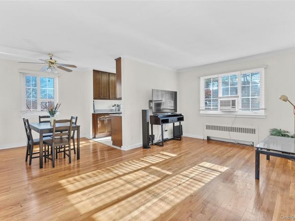 425 W Main Street 92A, Huntington NY 11743