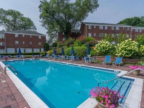 425 W Main Street 92A, Huntington NY 11743