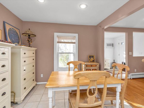 303 Oak Street, South Hempstead NY 11550