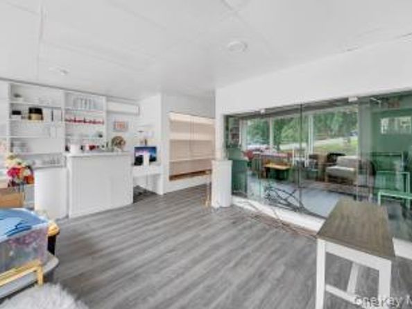 53 Lockwood Avenue, Yonkers NY 10701