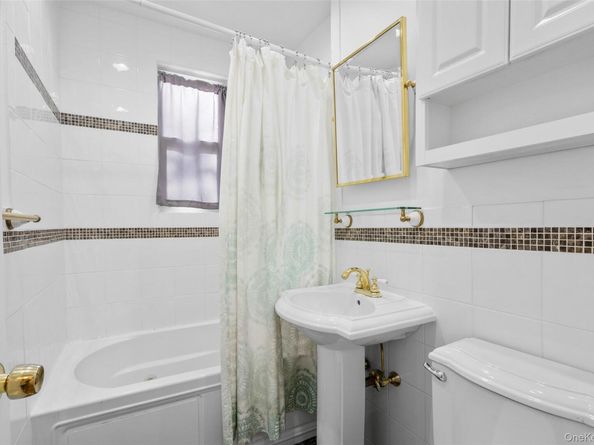 704 Palmer Court Unit 1B, Mamaroneck NY 10543