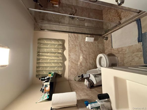 18906 121st Avenue, Saint Albans NY 11412