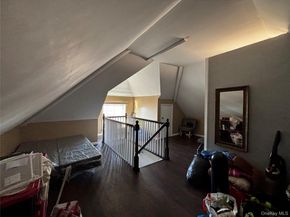 44 Buffet Place, Huntington Station NY 11746