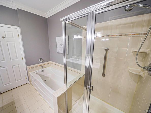 96 Manitou Trail 96, Kings Park NY 11754