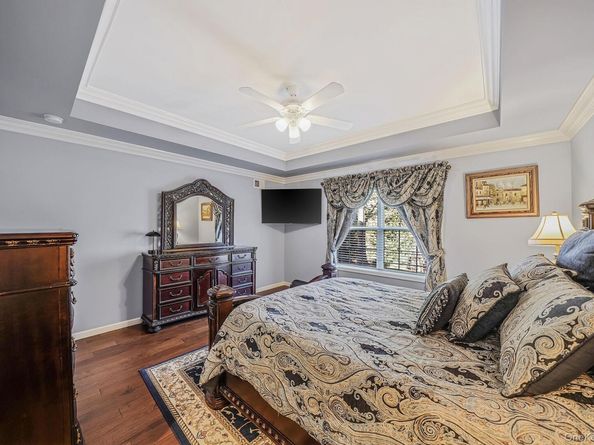 96 Manitou Trail 96, Kings Park NY 11754