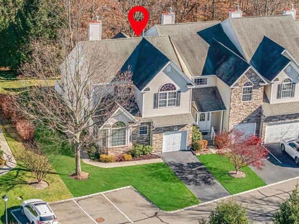 96 Manitou Trail 96, Kings Park NY 11754