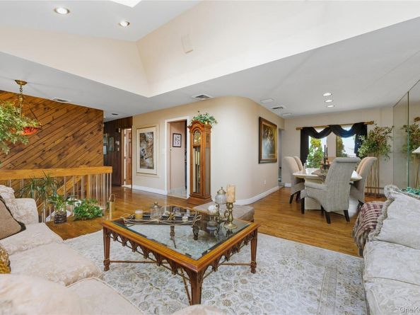 3391 Lawrence Avenue, Oceanside NY 11572