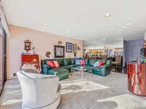 105 Northgate Circle, Melville NY 11747