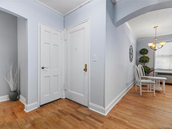 74 Pinewood Road 2F, Hartsdale NY 10530