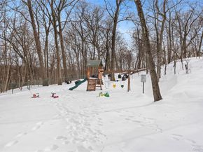 74 Pinewood Road 2F, Hartsdale NY 10530