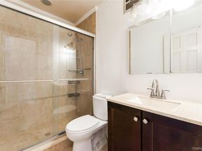 14 Florence 25B, Freeport NY 11520