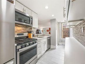 111 E 88th Street 10F, New York (Manhattan) NY 10128