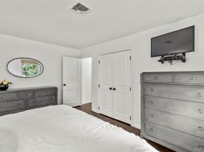 22 Woodfield Road, Stony Brook NY 11790