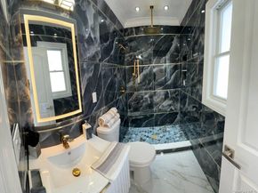 53 Lee Avenue, Valley Stream NY 11581