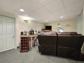 23 Apple Lane, Medford NY 11763