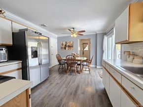 23 Apple Lane, Medford NY 11763