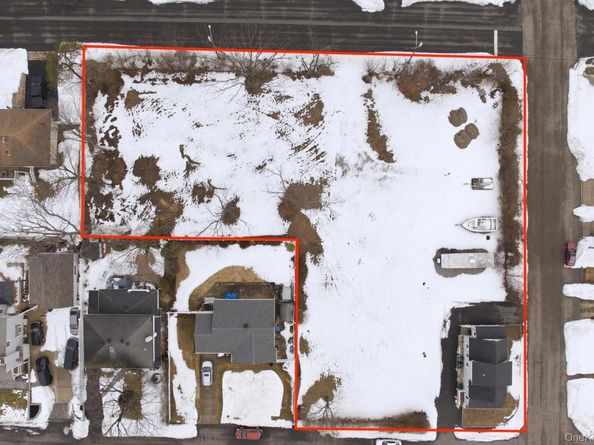 35 Weston Avenue, Deer Park NY 11729