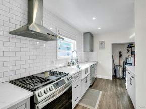 92-13 245th Street, Floral Park NY 11001