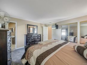 7 Hemlock Road, Mount Sinai NY 11766