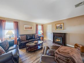 7 Hemlock Road, Mount Sinai NY 11766