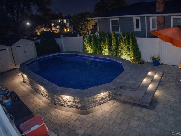 3938 Arthur Avenue N, Seaford NY 11783