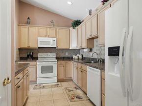 604 Narragansett Villas Drive, Lindenhurst NY 11757