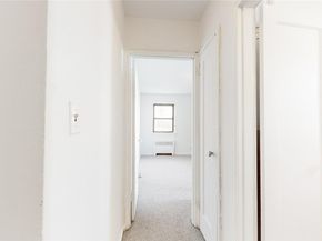 61 White Oak Street 2G, New Rochelle NY 10801