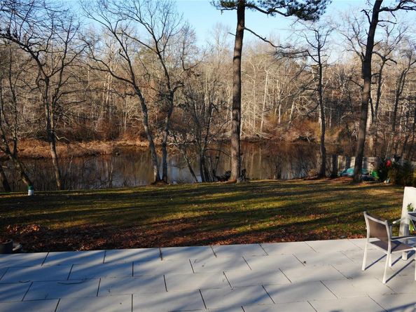 Undisclosed Address #962800, Calverton NY 11933