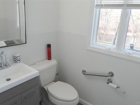 Undisclosed Address #962800, Calverton NY 11933