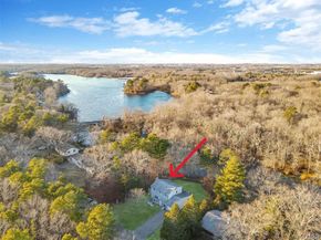 Undisclosed Address #962800, Calverton NY 11933