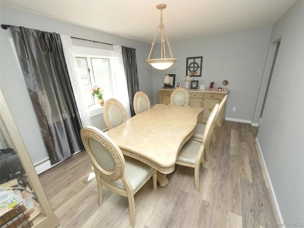 28 Block Boulevard, Port Jefferson Station NY 11776