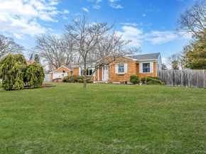 9 Barnes Road, Manorville NY 11949