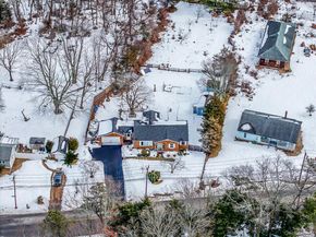 9 Barnes Road, Manorville NY 11949