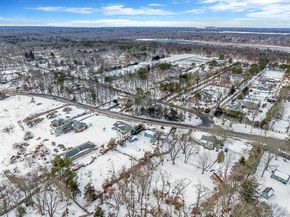 9 Barnes Road, Manorville NY 11949