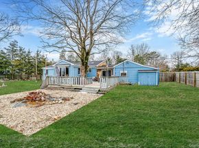 9 Barnes Road, Manorville NY 11949