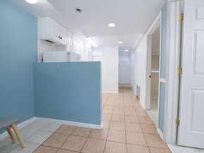 6701 Eliot Avenue, Middle Village NY 11379