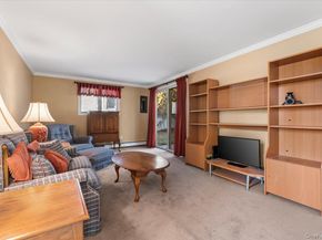 53 Beaumont Drive, Plainview NY 11803