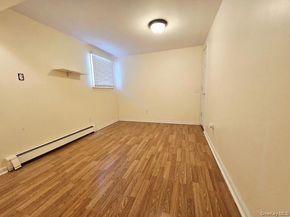 6 E Kissimee Road, Lindenhurst NY 11757