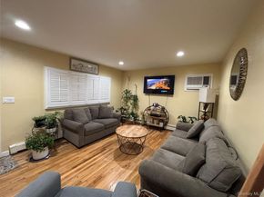 6 E Kissimee Road, Lindenhurst NY 11757