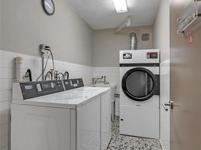 20 Canterbury Road 2C, Great Neck NY 11021