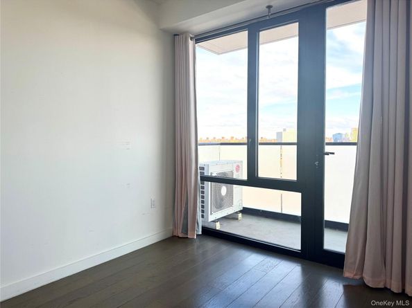 8808 Justice Avenue 15N, Elmhurst NY 11373