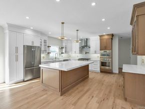 3 Carmine Court, Commack NY 11725